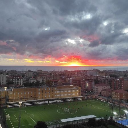 Apartmán Super Vista Al Grattacielo Di Lavagna Exteriér fotografie