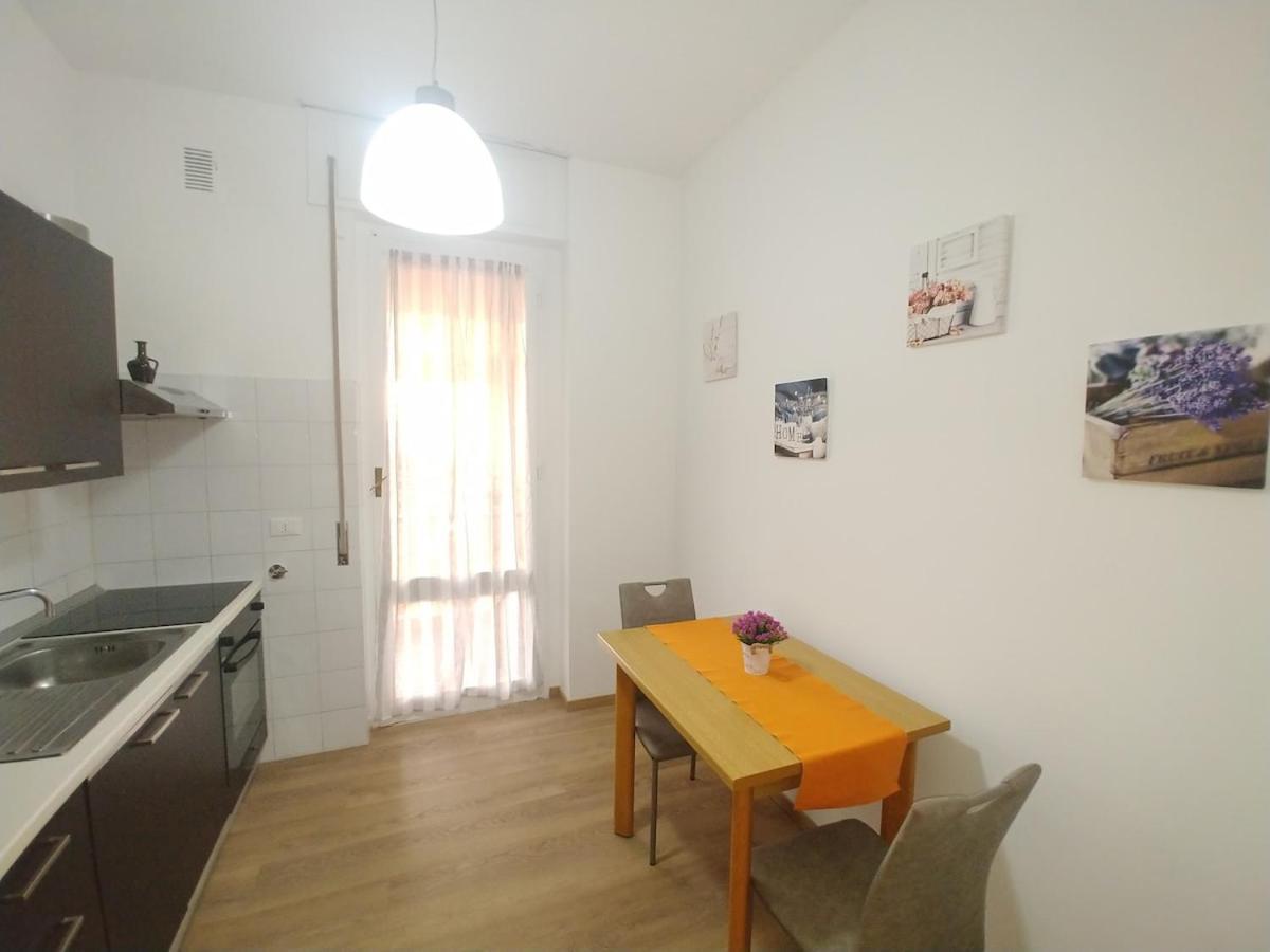 Apartmán Super Vista Al Grattacielo Di Lavagna Exteriér fotografie
