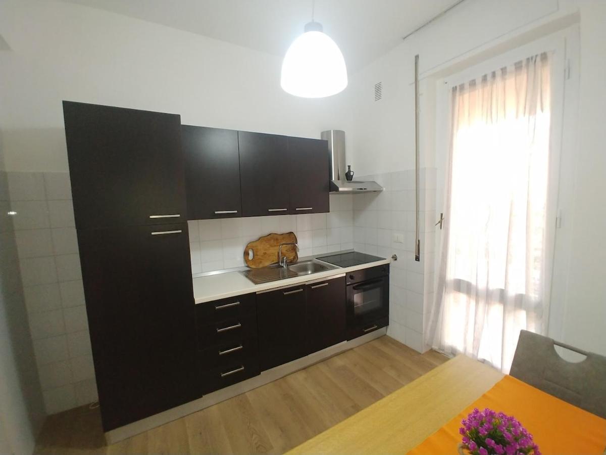 Apartmán Super Vista Al Grattacielo Di Lavagna Exteriér fotografie